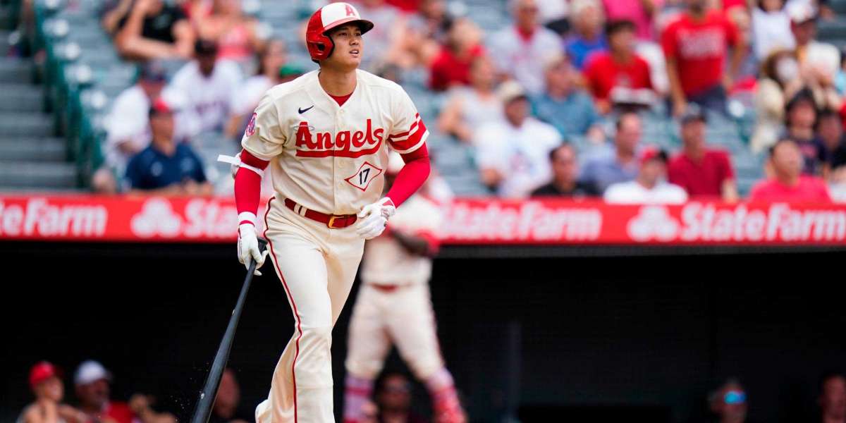 Mike Trout hits to start with house function of 2025 Spring Performing exercises