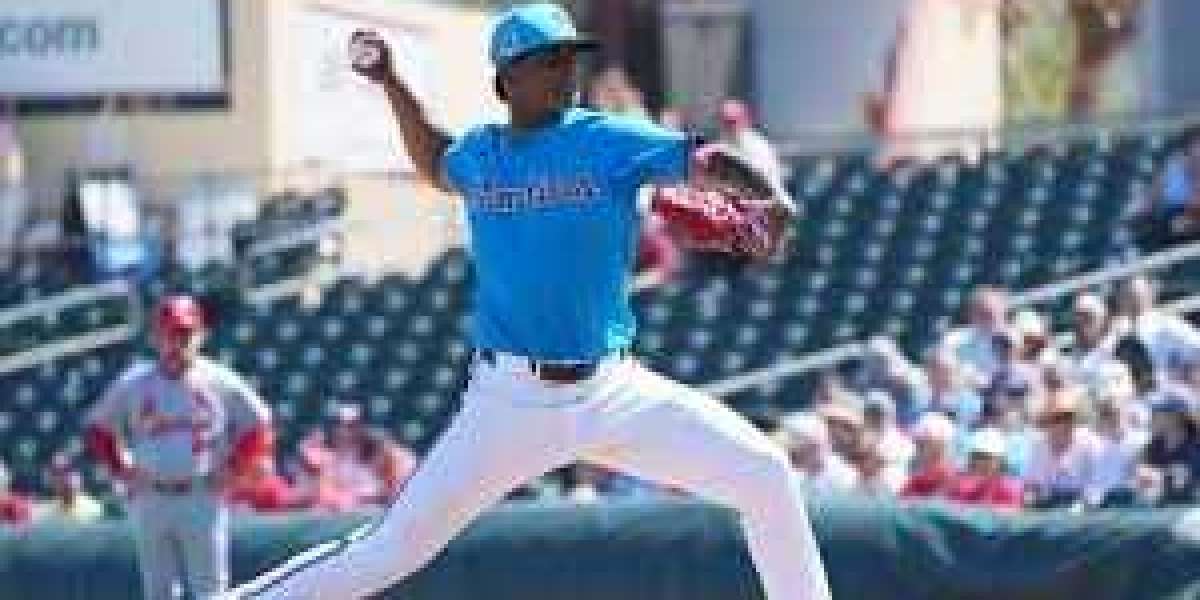 Jonah Bride in the direction of crack camp with the Marlins